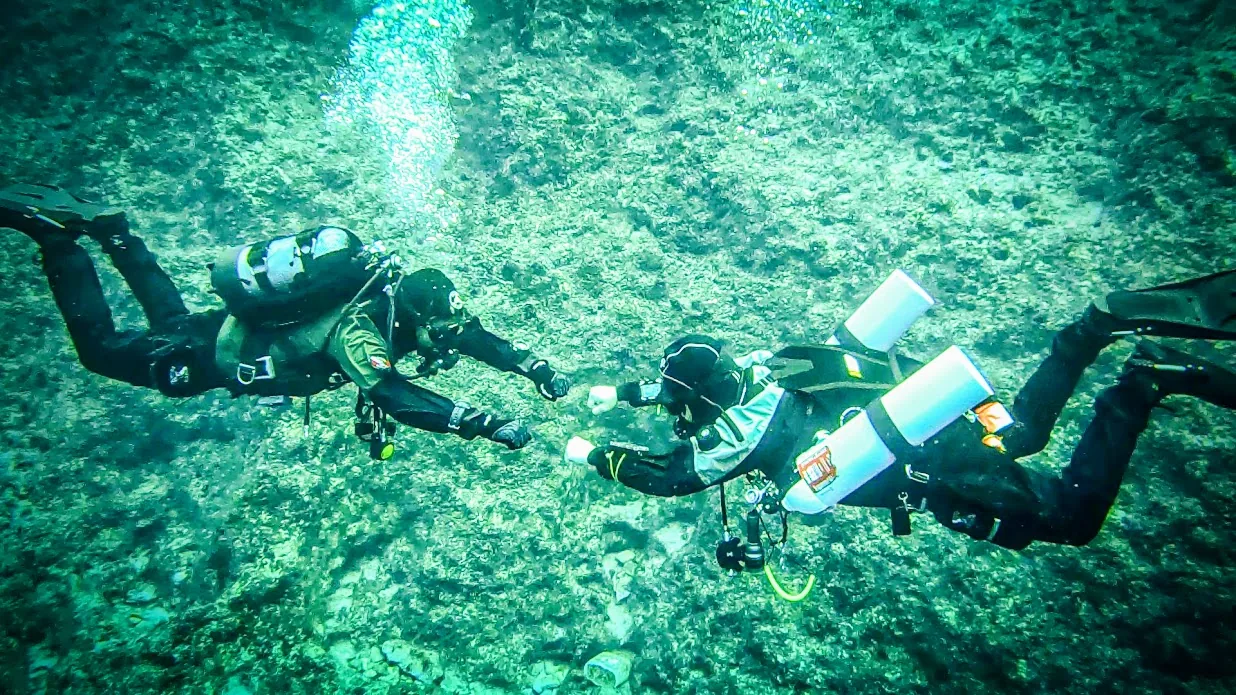 BusaBoy underwater archive